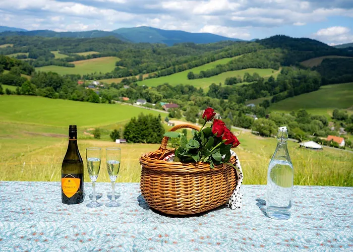 Glamping Glamping S Piknikem U Koni Sobotín